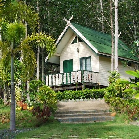 Para Resort Koh Chang Bagian luar foto